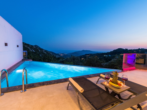  gece  -  Kasım
  | Kalkan İslamlar’da Jakuzili ve Korunaklı Muhafazakar Balayı Villası